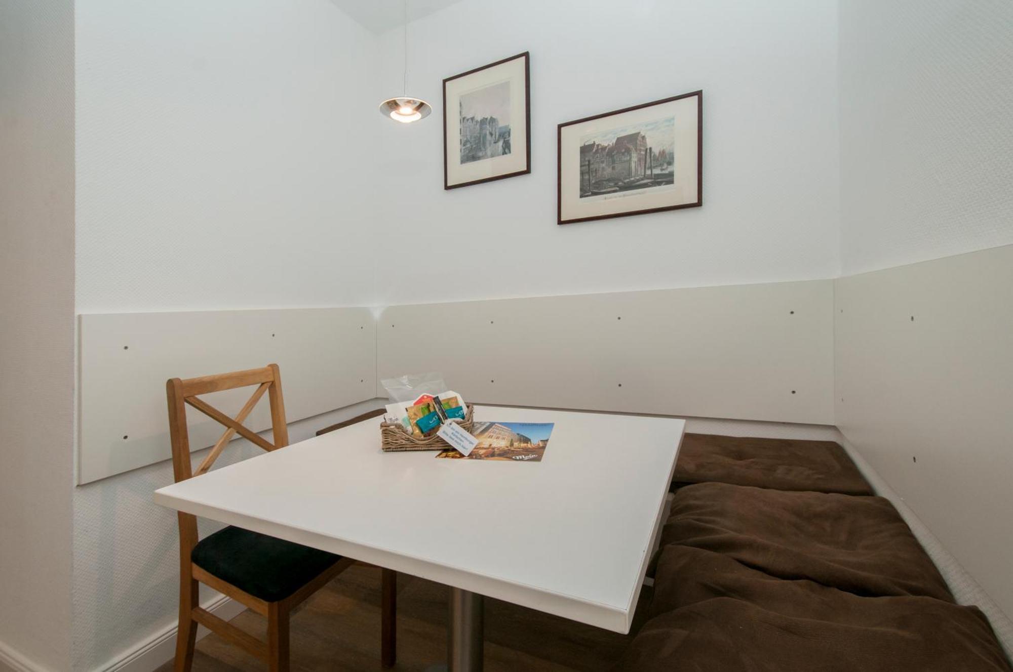 Appartements In Der Historischen Deichstrasse Contactless Check In هامبورغ الغرفة الصورة